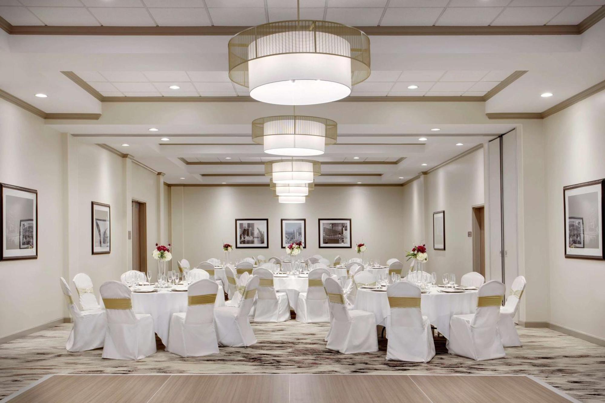 Doubletree By Hilton Chicago Midway Airport, Il Hotel Bedford Park Kültér fotó