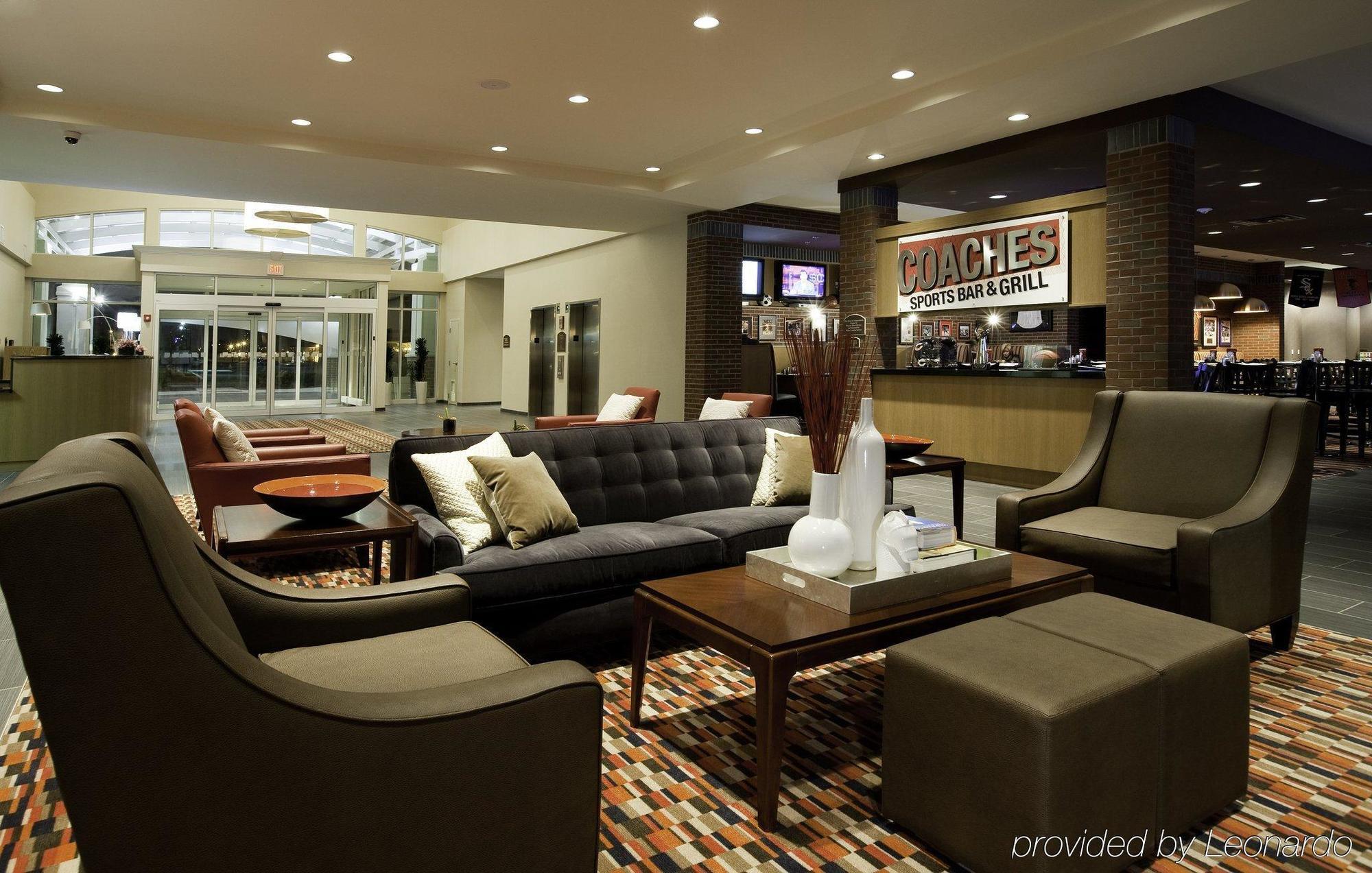 Doubletree By Hilton Chicago Midway Airport, Il Hotel Bedford Park Beltér fotó